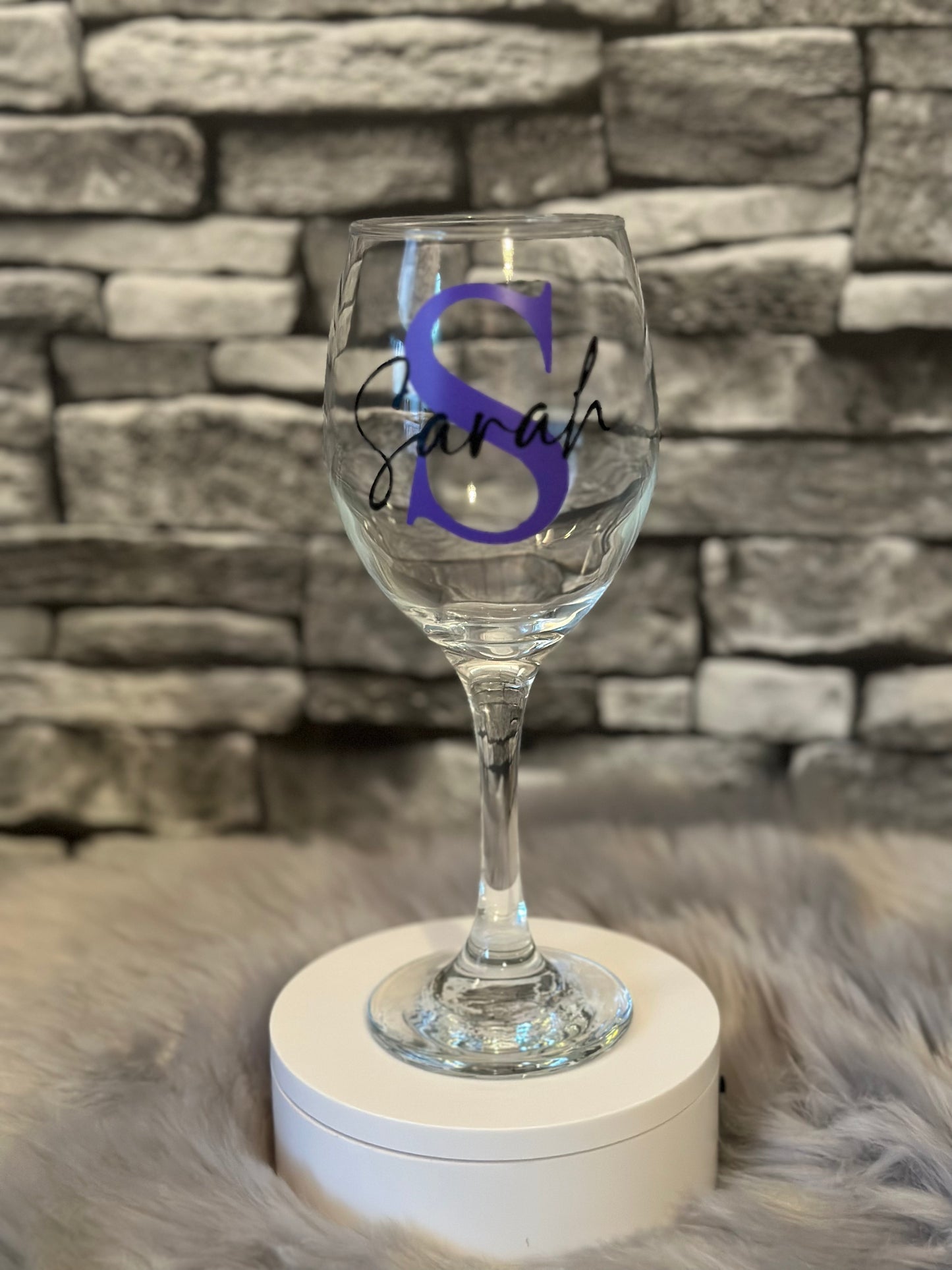 PERSONALISED WINE GLASS