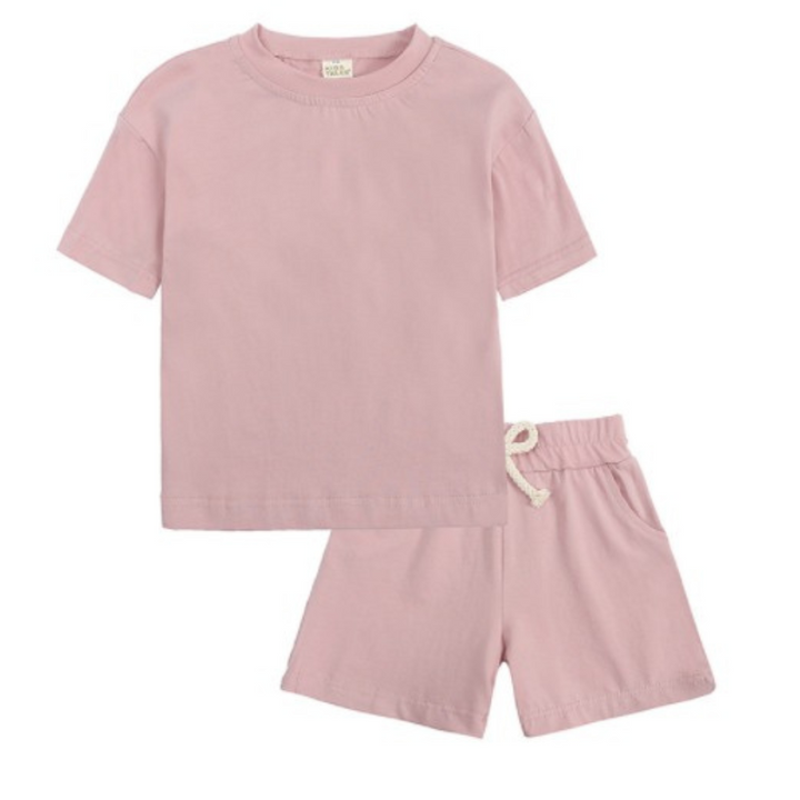 SHORTS AND TEE SET