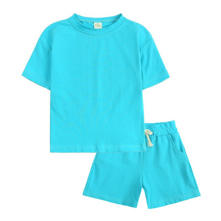 SHORTS AND TEE SET